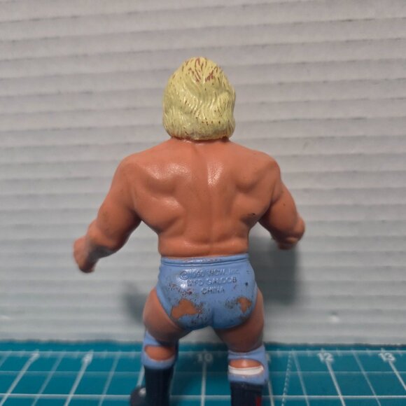 Vintage WCW Ric Flair 1990 Galoob Wrestling 5" Figure WWE AEW WWF NWA - Picture 4 of 5